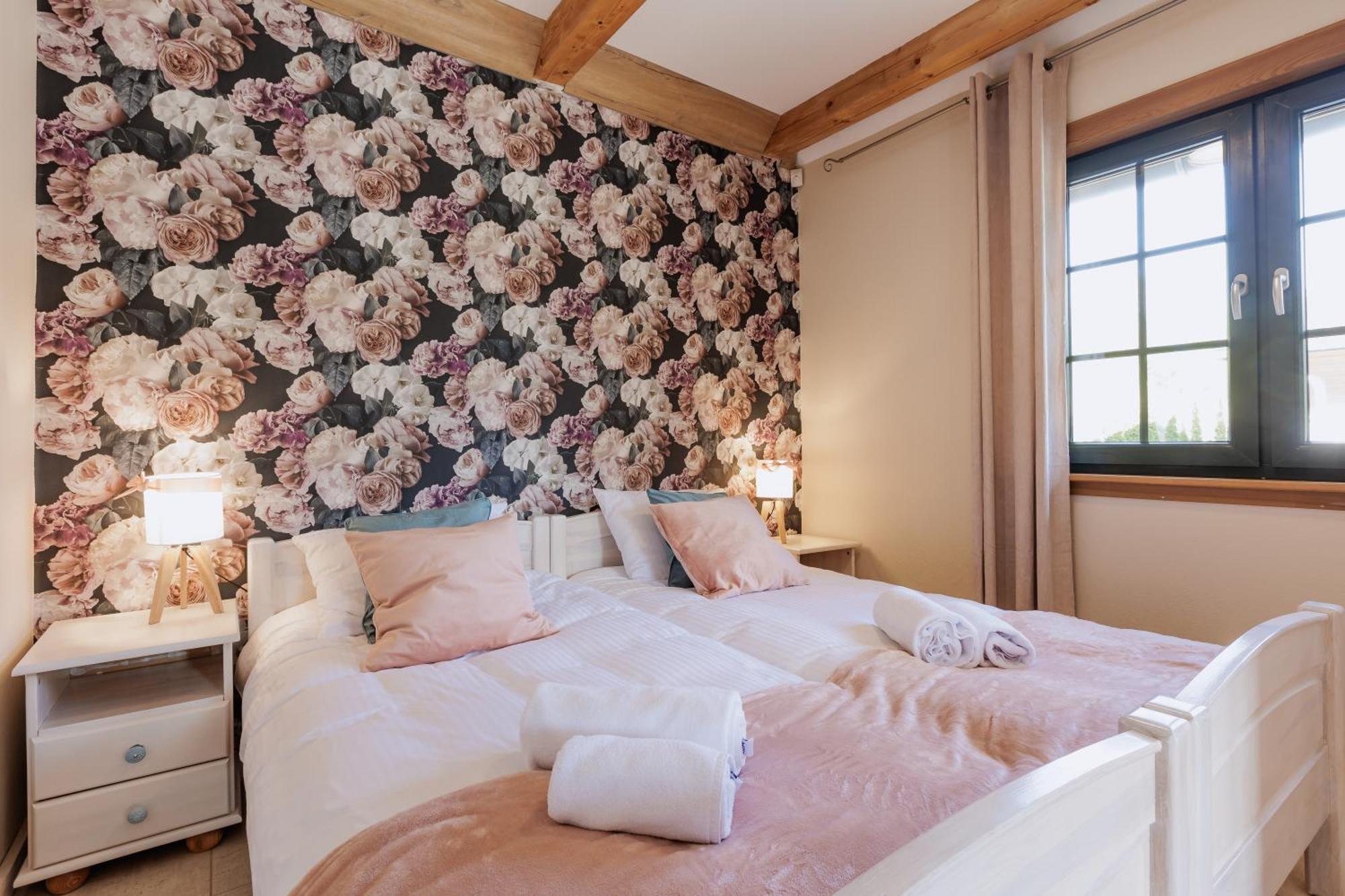 Jestesmy Na Ty - Apartamenty Lewin Klodzki Bagian luar foto